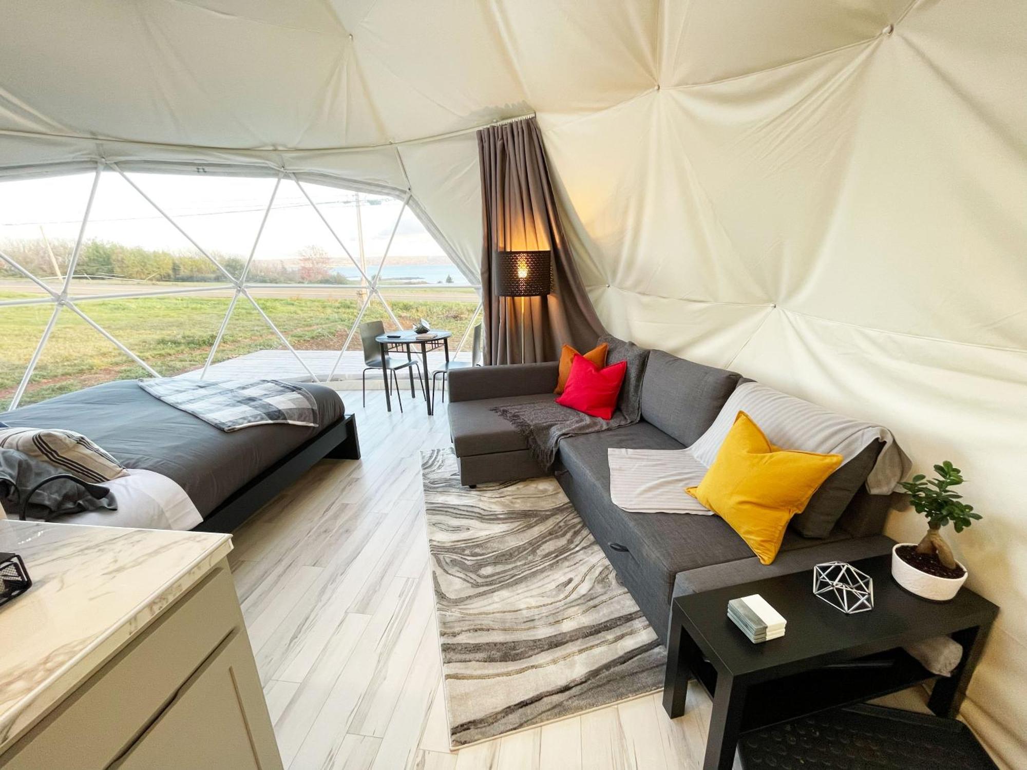 Port Wade Glamping Domes Villa Victoria Beach Exteriör bild